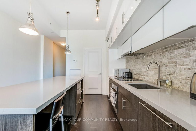 1809 - 8 Mercer Street