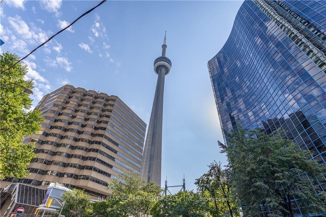 300 Front Street W • #307 • Toronto, ON photo 2