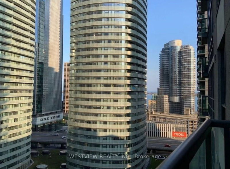 2009 - 30 Grand Trunk Crescent