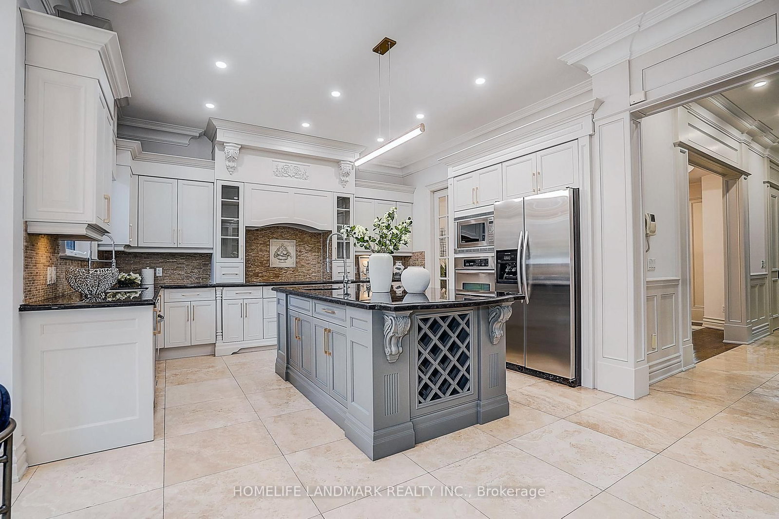 332 Greenfield Avenue • Toronto, ON photo 14
