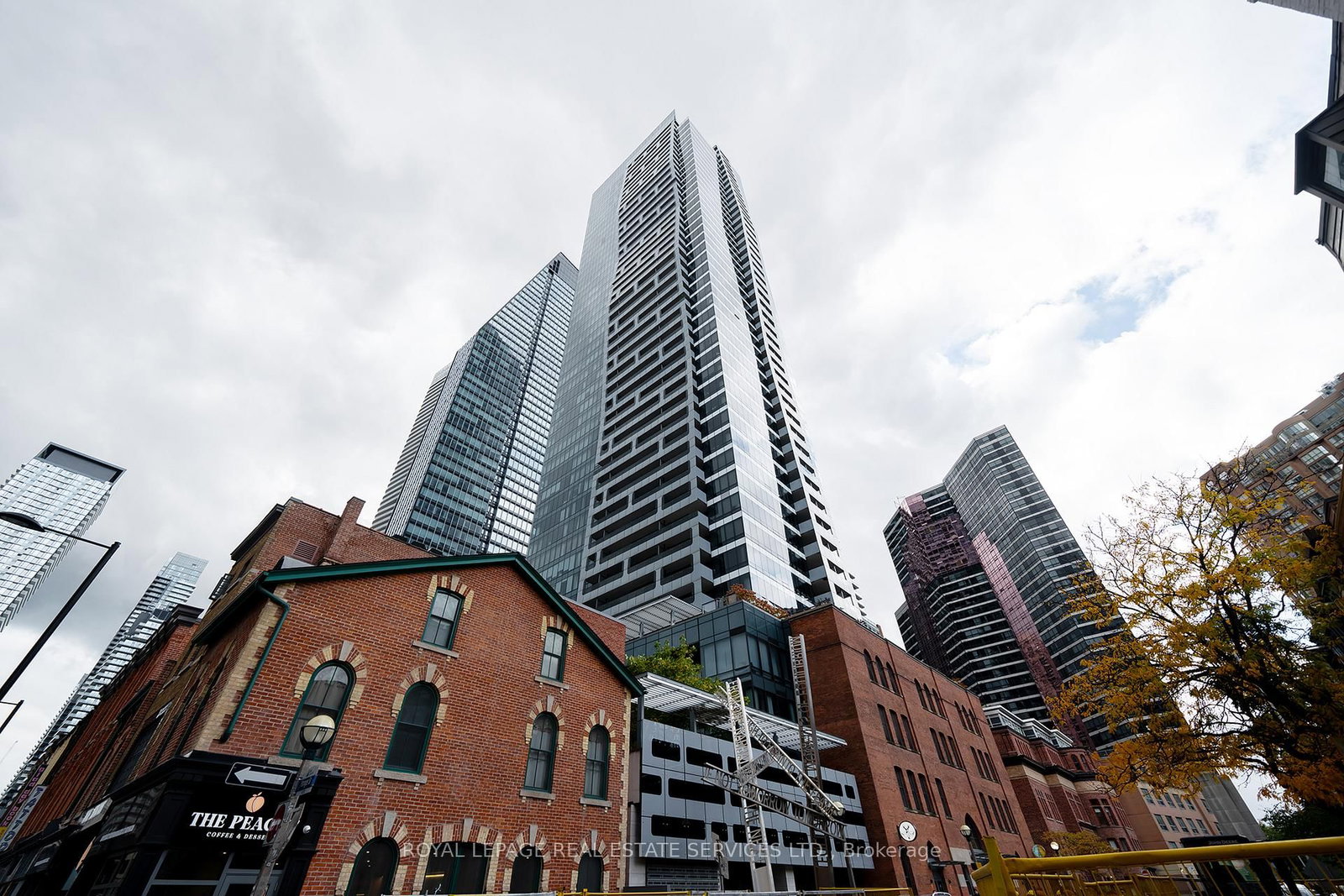 5 St. Joseph Street, Unit 3704