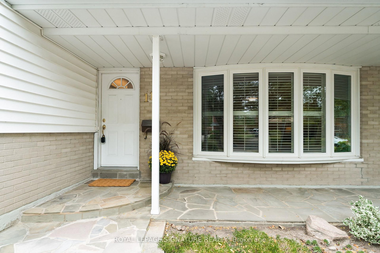 11 Bellbury Crescent • Toronto, ON photo 27