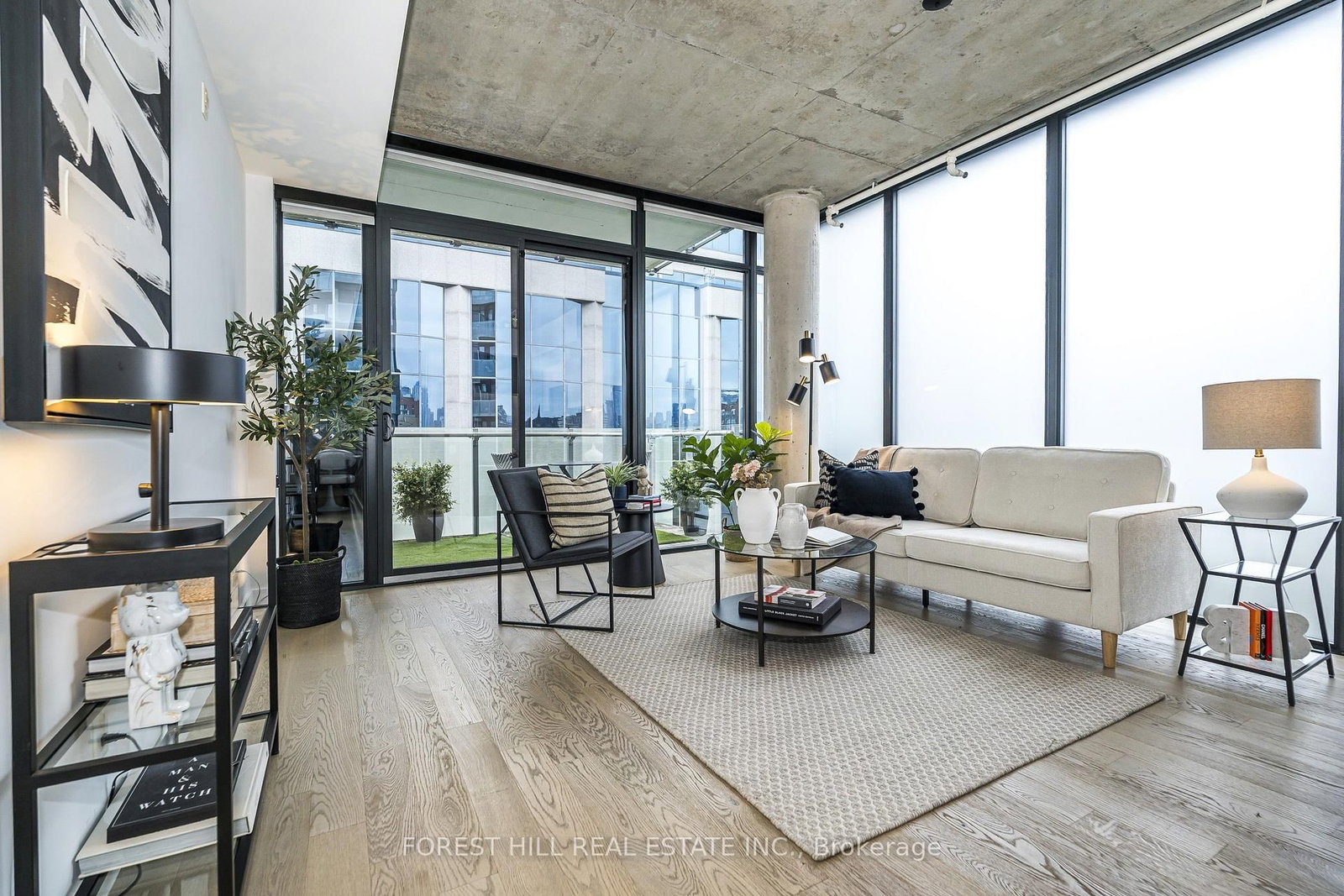 25 Stafford Street, Unit 611