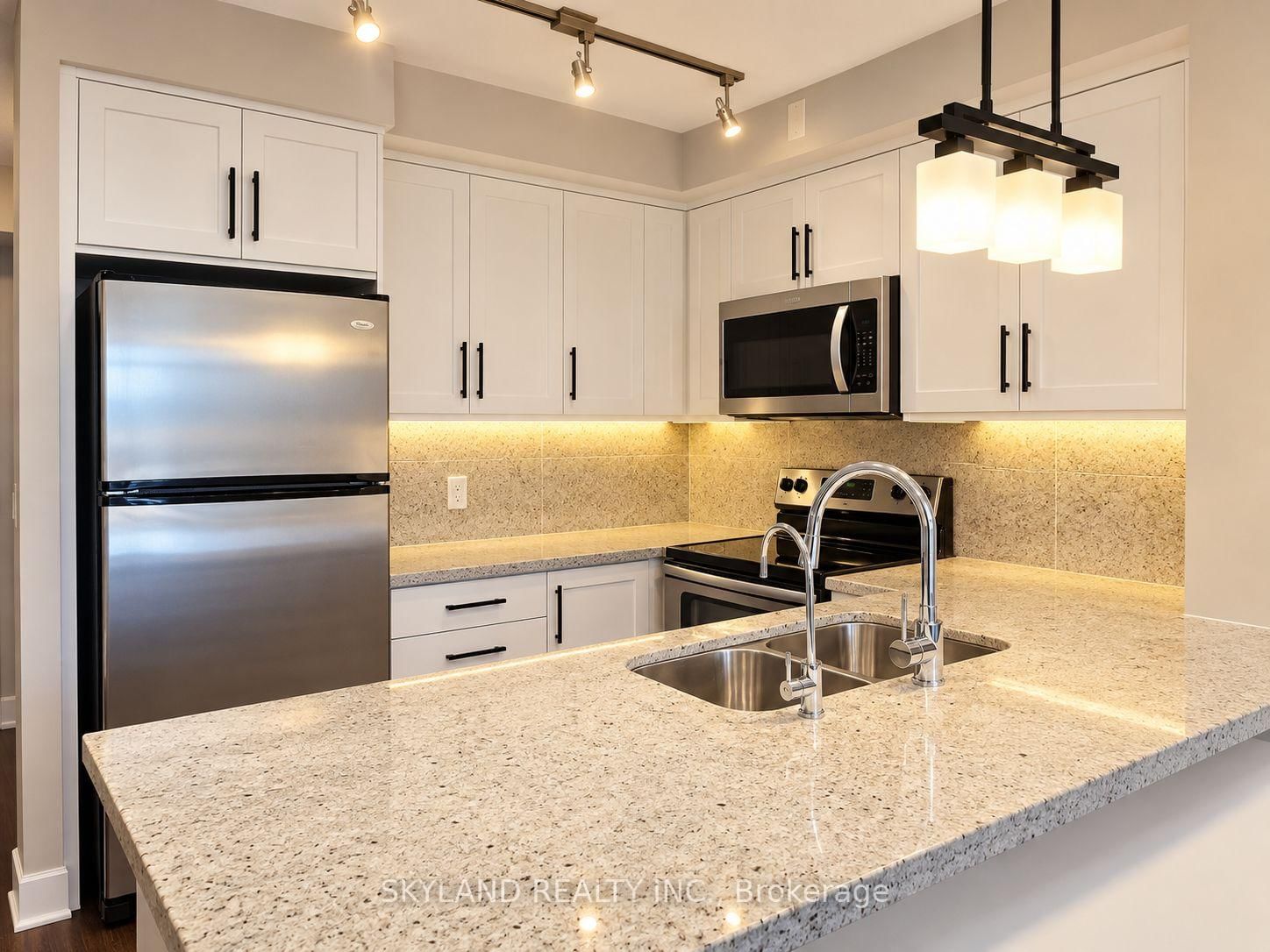 676 Sheppard Avenue E • #415 • Toronto, ON photo 5