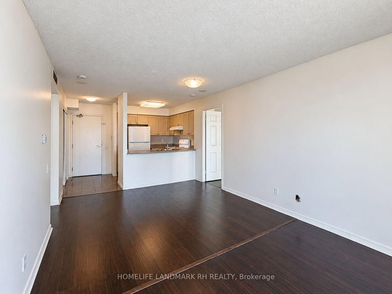 8 Hillcrest Ave photo 5