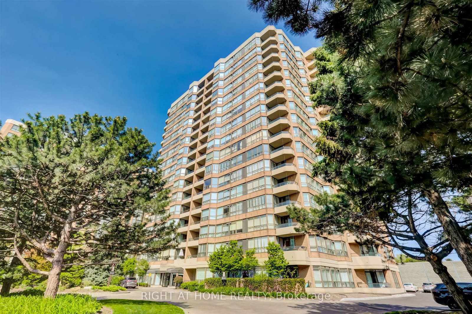 268 Ridley Boulevard, Unit 611