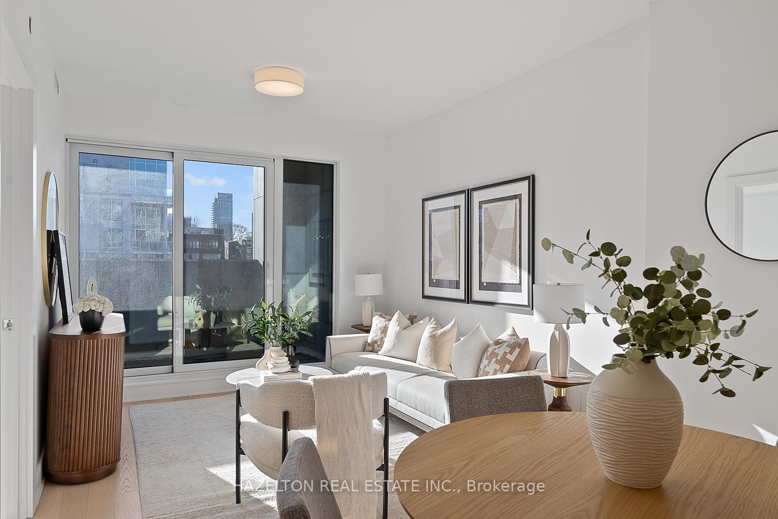 128 Pears Avenue, Unit 302