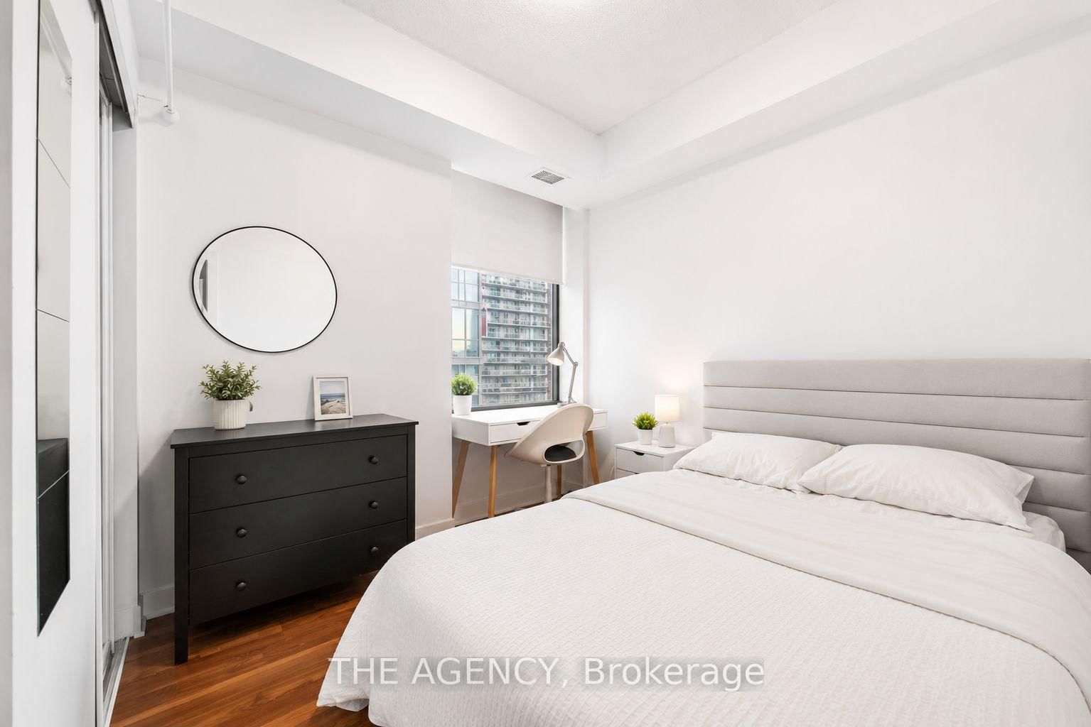 438 King Street W • #1314 • Toronto, ON photo 9