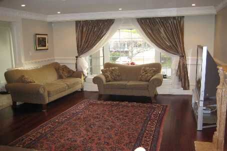 138 Newton Dr N, Toronto, M2M2N3 | Image 2