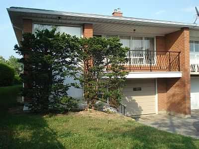 Semi-Detached House sold at 17 Tillplain Road, Toronto, Bathurst Manor, M3H5R1 - MLS: C1420000