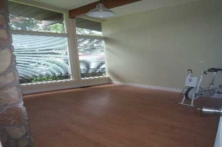 931 Willowdale Ave, Toronto, M2M3C3 | Image 3