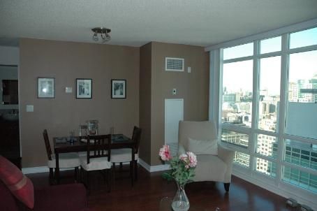 3610 - 397 Front St W, Toronto, M5V3S1 | Image 2