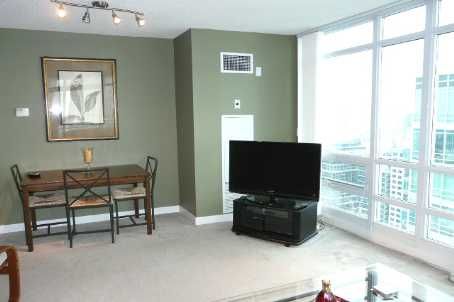 3210 - 397 Front St W, Toronto, M5V3S1 | Image 3