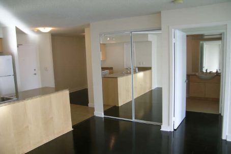 3602 - 397 Front St W, Toronto, M5V3S1 | Image 3