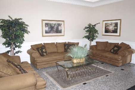 201 - 555 Wilson Heights Blvd, Toronto, M3H6B5 | Image 2