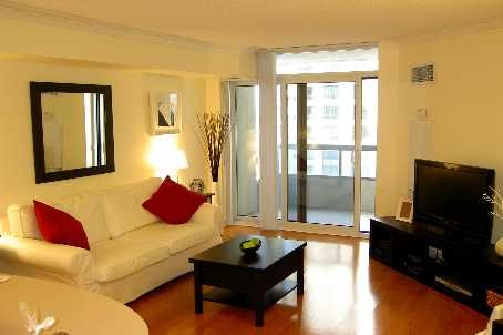 909 - 5 Northtown Way, Toronto, M2N7A1 | Image 3