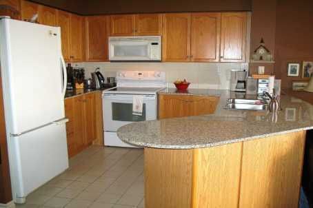 812 - 1720 Eglinton Ave E, Toronto, M4A1J7 | Image 3