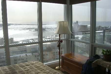 2615 - 11 Brunel Crt, Toronto, M5V3Y3 | Image 3