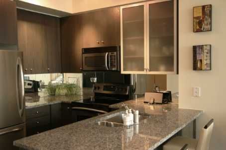 1416 - 438 King St W, Toronto, M5V3T9 | Image 2