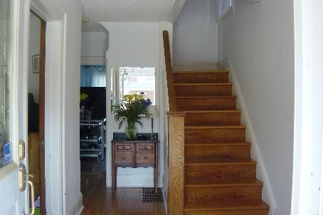 1977 Dufferin St, Toronto, M6E3P9 | Image 2