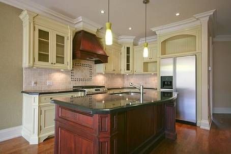 721 Markham St, Toronto, M6G2M2 | Image 2