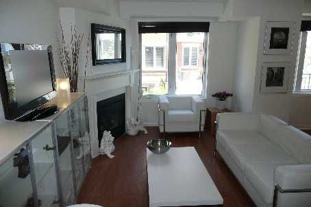 301 - 60 Joe Shuster Way, Toronto, M6K1Y8 | Image 3