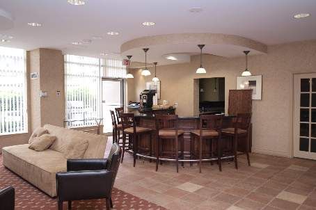 703 - 19 Barberry Pl, Toronto, M2K3E3 | Image 3