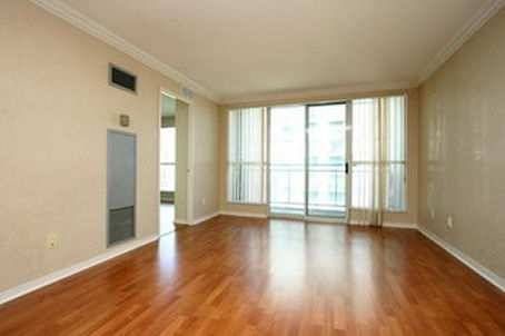 1402 - 28 Hollywood Ave, Toronto, M2N6S4 | Image 2