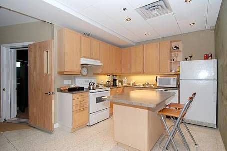 101 - 80 Sherbourne St, Toronto, M5A2R1 | Image 2