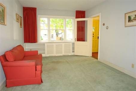 113 Divadale Dr, Toronto, M4G2P3 | Image 2