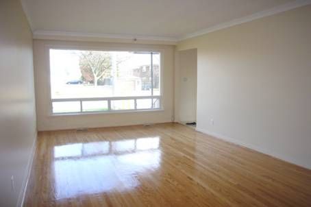 126 Fenside Dr, Toronto, M3A2V8 | Image 3
