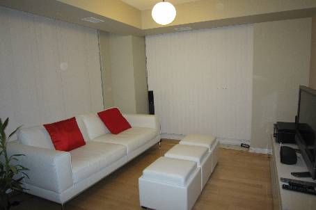 1006 - 8 Hillcrest Ave, Toronto, M2N7Y7 | Image 2