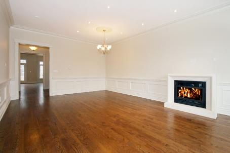 76 Horsham Ave, Toronto, M2N1Z2 | Image 2