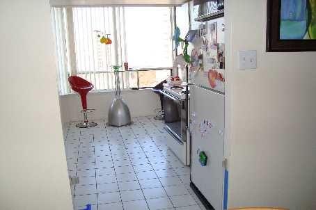 909 - 1121 Steeles Ave W, Toronto, M2R3W7 | Image 2