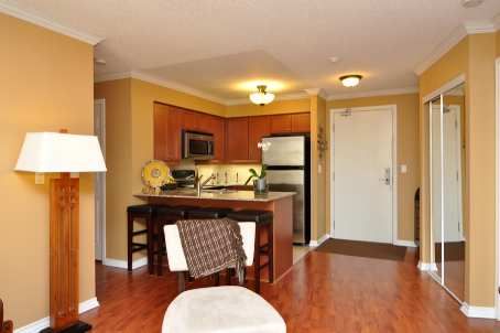 908 - 18 Valley Woods Rd, Toronto, M3A0A1 | Image 2