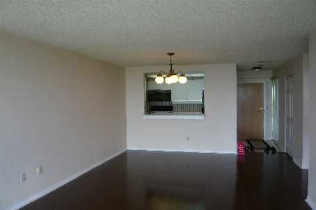 2812 - 7 Concorde Pl, Toronto, M3C3N4 | Image 2