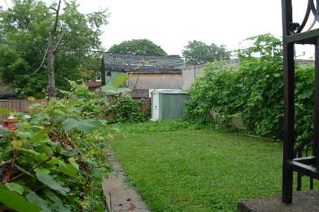 539 Crawford St, Toronto, M6G3J9 | Image 2