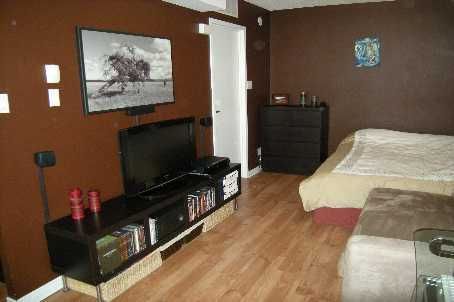 914 - 50 Western Battery Rd, Toronto, M6K3P1 | Image 2