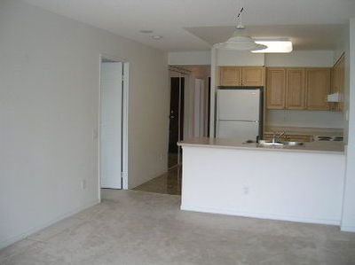 Unit 1209 — 750 Bay St, Toronto - Bay Street Corridor image-0-2