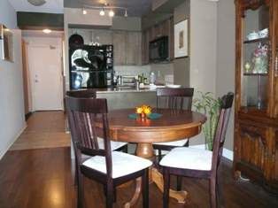 811 - 225 Wellesley St E, Toronto, M4X1X8 | Image 2