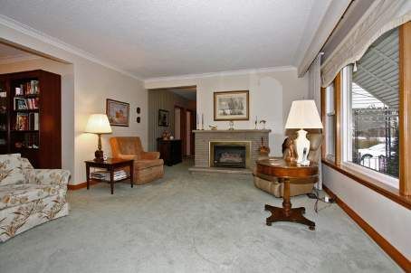 105 Betty Ann Dr, Toronto, M2N1X1 | Image 2