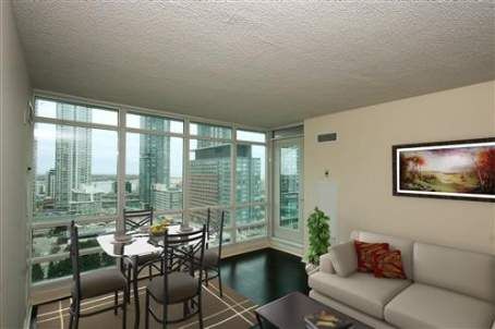 1811 - 397 Front St W, Toronto, M5V3S1 | Image 2