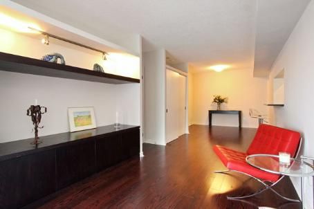 1002 - 71 Simcoe St, Toronto, M5J2S9 | Image 3