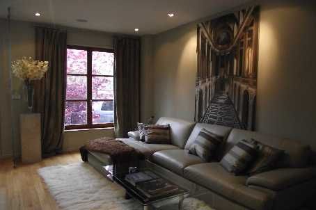 42 Berryman St, Toronto, M5R1M6 | Image 2