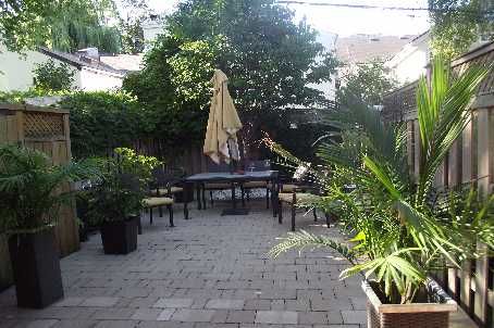 42 Berryman St, Toronto, M5R1M6 | Image 3