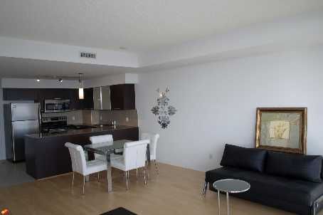 4404 - 38 Grenville St, Toronto, M4Y1A5 | Image 3