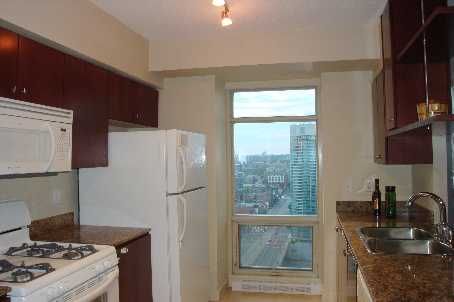 3306 - 35 Mariner Terr, Toronto, M5V3V9 | Image 3