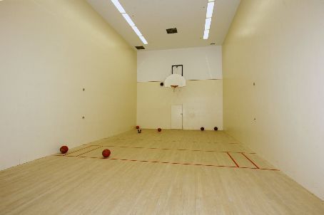 524 - 77 Maitland Pl, Toronto, M4Y2V6 | Image 3