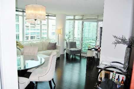 1110 - 397 Front St W, Toronto, M5V3S1 | Image 2