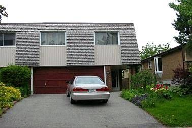 Semi-Detached House leased at 57 Lynch Road, Toronto, Ontario, M2J2V6 - Don Valley Village - MLS: C2200619